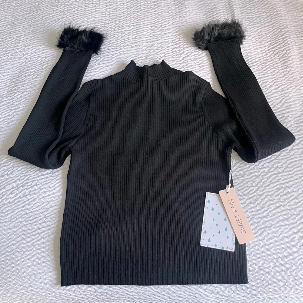 Sweet Rain Ribbed Faux Fur Long Sleeve Tee Women’s Black Size XL